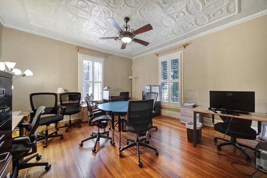 More Photos Of 500 W John St, Matthews Office For Sale