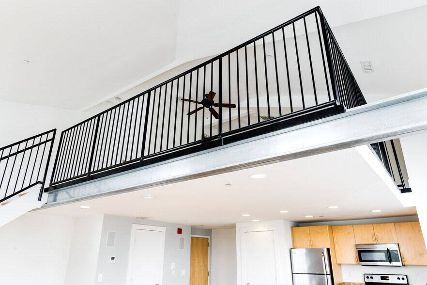 More Photos Of 141 E Wythe St, Petersburg Apartments For Sale