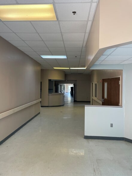 More Photos Of 1077 S Main St, Madison Assisted Living For Sale