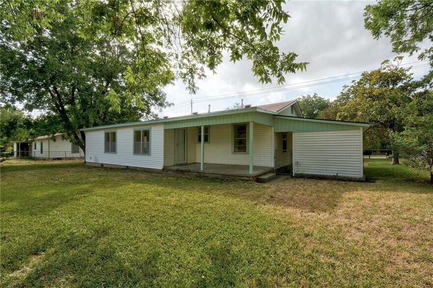 More Photos Of 4400 Norwood Ln, Austin Land For Lease