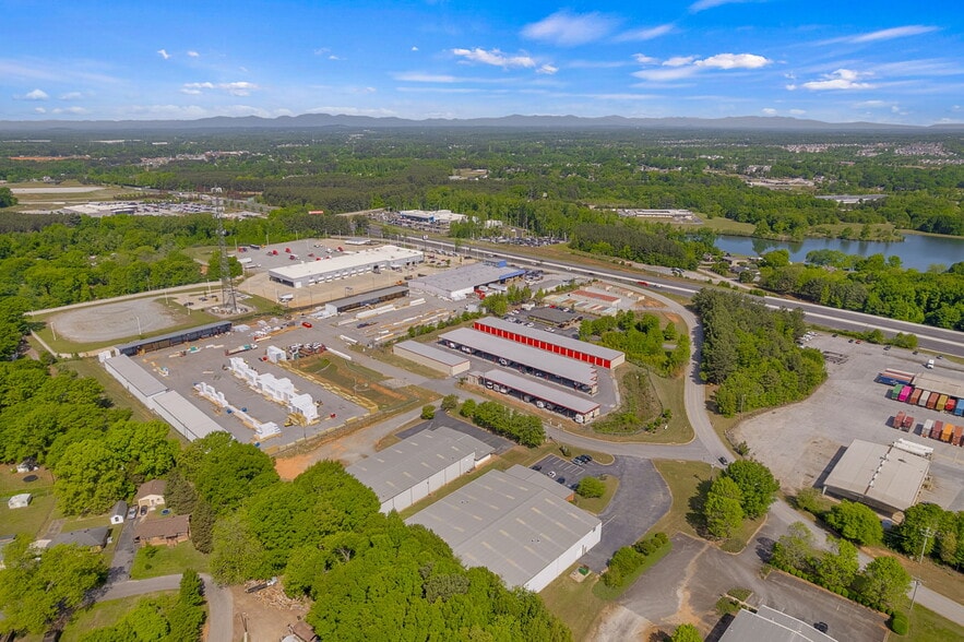 More Photos Of 311 England Pl, Spartanburg Manufacturing For Lease