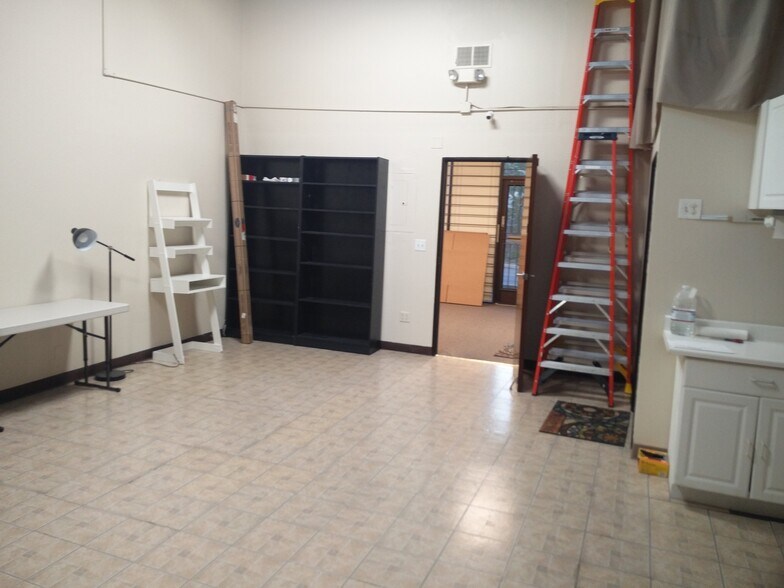 More Photos Of 46560 Fremont Blvd, Fremont Warehouse For Sale