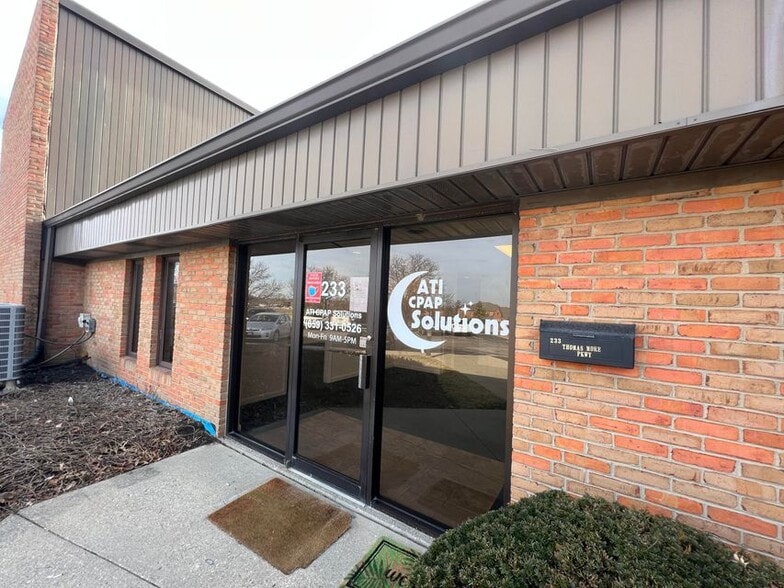 More Photos Of 230-236 Thomas More Pky, Crestview Hills Medical For Lease