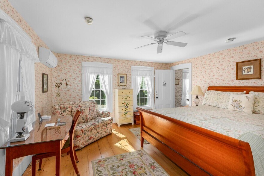 More Photos Of 22 High St, Camden Hospitality For Sale