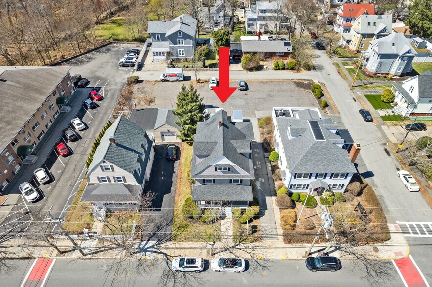 More Photos Of 327 Central St, Saugus Office For Sale