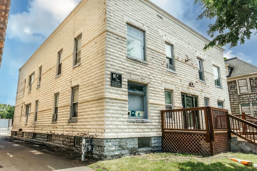 Primary Photo Of 2715 Hennepin Ave, Minneapolis Apartments For Sale