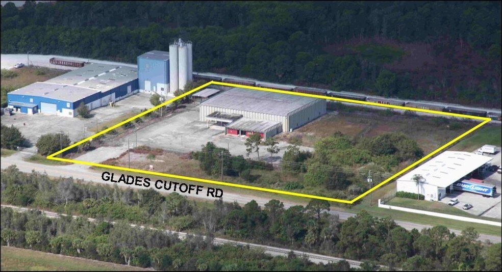 Primary Photo Of 5400 SE Glades Cutoff Rd, Fort Pierce Warehouse For Lease