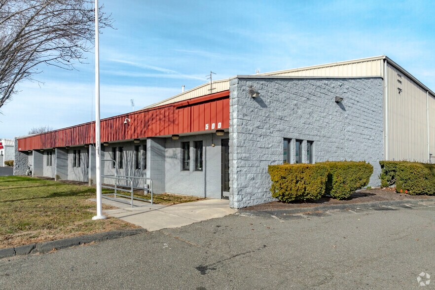 More Photos Of 500 Lordship Blvd, Stratford Manufacturing For Lease