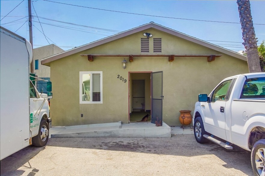 More Photos Of 2019 S Crescent Ave, San Pedro Manufacturing For Sale