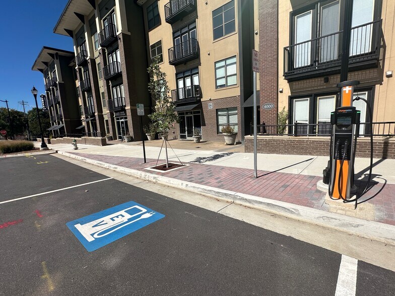 More Photos Of 5300 Peachtree Rd, Chamblee Apartments For Lease