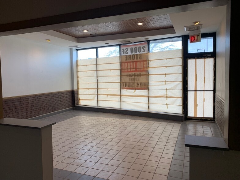 More Photos Of 1733-1739 N Harlem Ave, Chicago Storefront For Lease