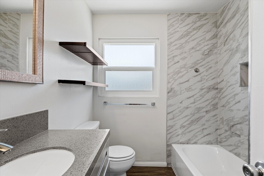 More Photos Of 378 Park Way, Chula Vista Multifamily For Sale