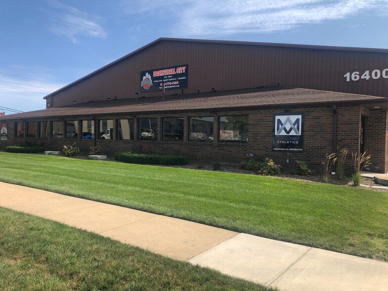 Primary Photo Of 16400 Eastland St, Roseville Warehouse For Lease