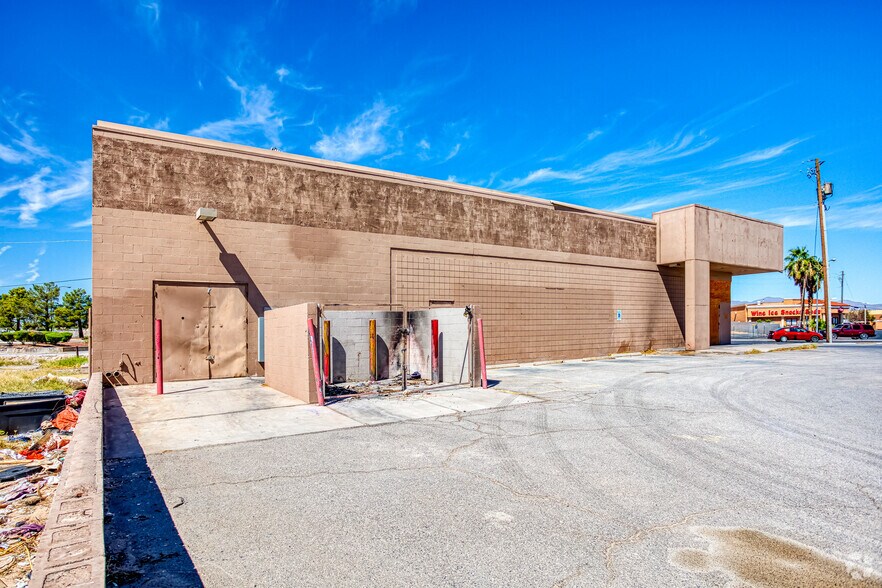 More Photos Of 1929 N Las Vegas Blvd, North Las Vegas Freestanding For Sale