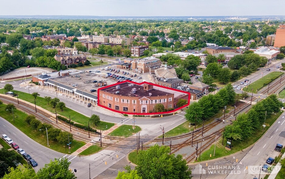 More Photos Of 2720 Van Aken Blvd, Cleveland Office For Lease