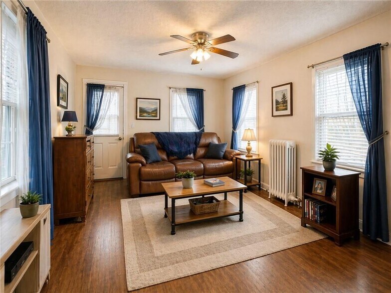 More Photos Of 301 E North St, Geneva Apartments For Sale