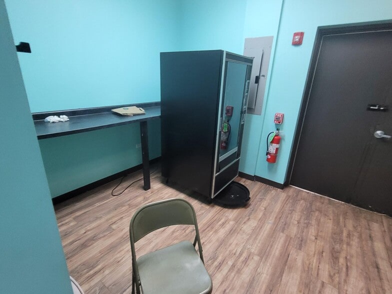 More Photos Of 5555 St. Charles Rd, Berkeley Unknown For Sale