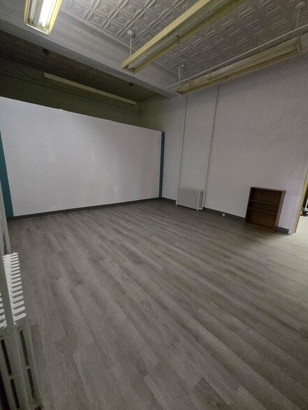 More Photos Of 204 E State St, Botkins Office For Lease