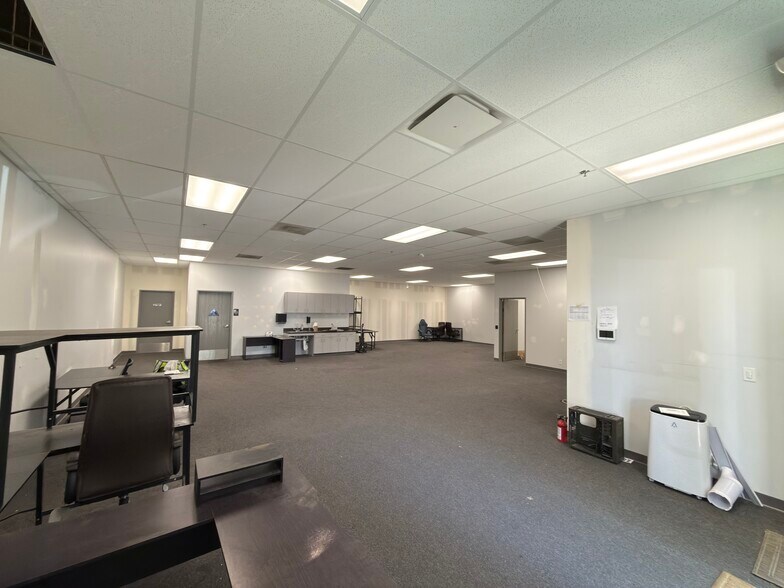 More Photos Of 18537-18571 E Gale Ave, City of Industry Warehouse For Lease