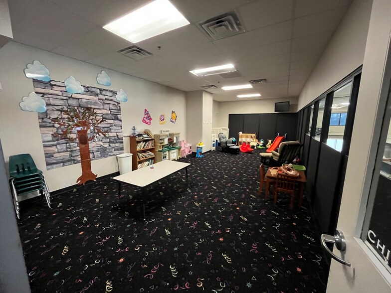 More Photos Of 2565 MacArthur Blvd, Lewisville Storefront Retail Office For Sale