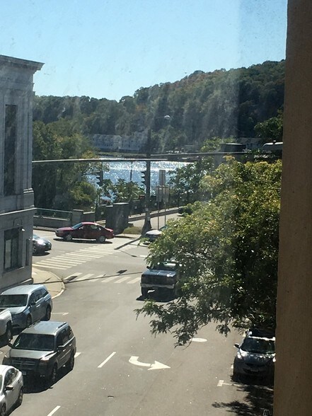 More Photos Of 4 Broadway, Norwich Office For Lease