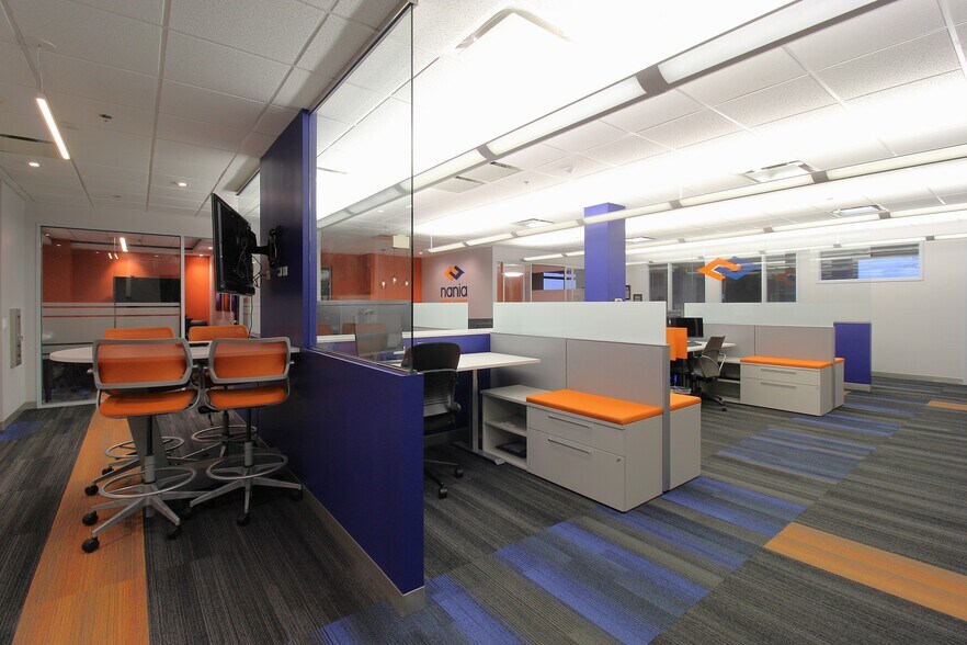 More Photos Of 4200 Cantera Dr, Warrenville Office For Sale