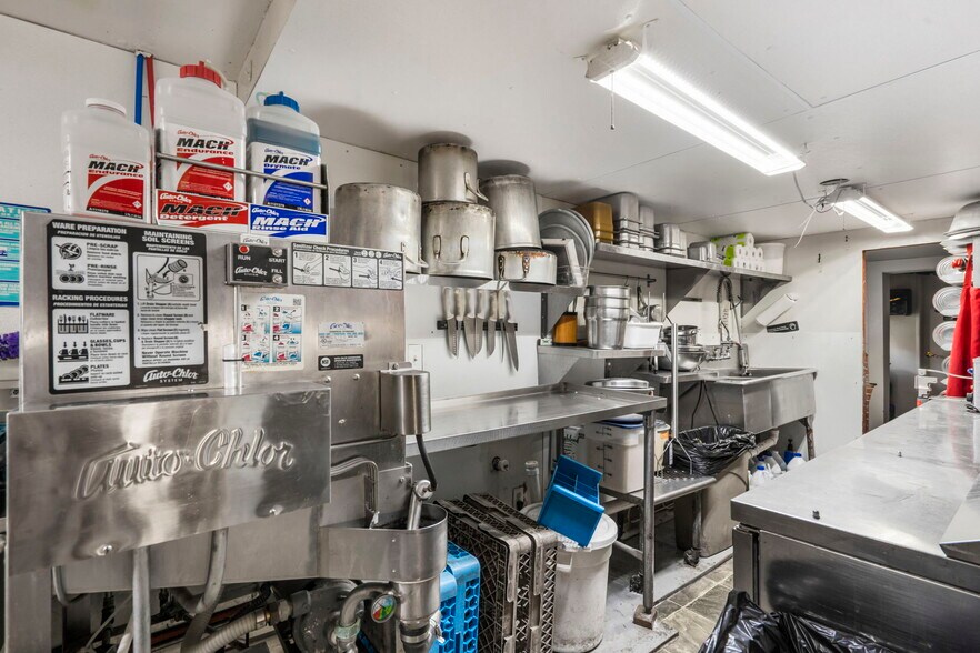 More Photos Of 111 W Main, Ash Grove Restaurant For Sale