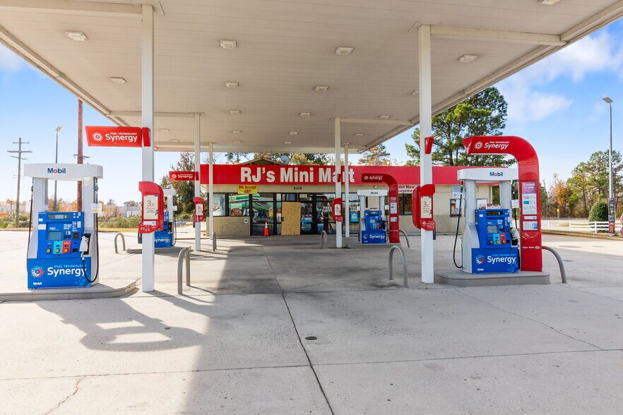 More Photos Of 5105 N Fayetteville Rd, Lumberton General Retail For Sale