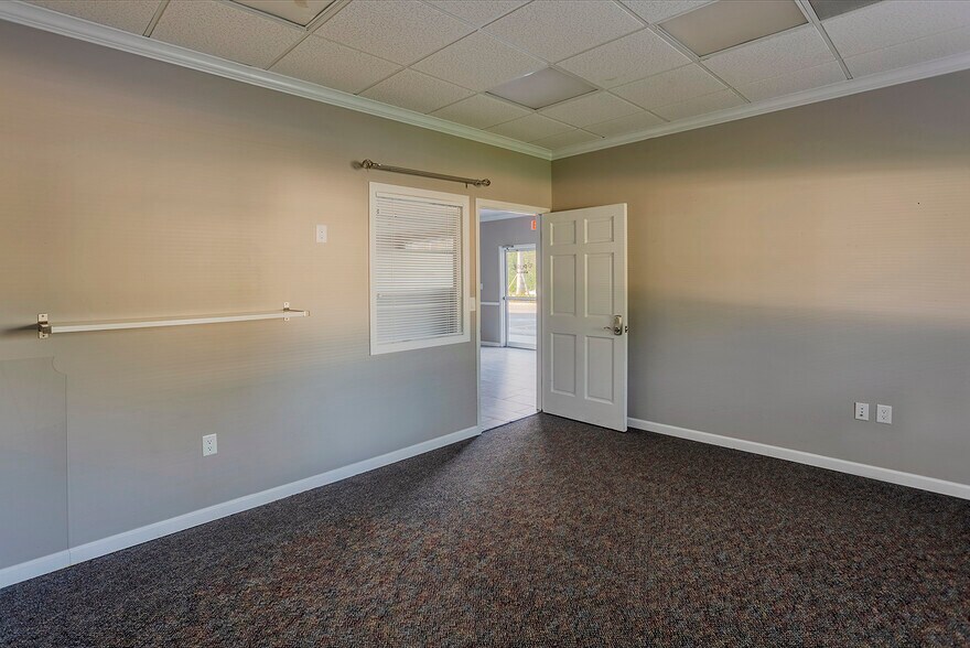 More Photos Of 1465 S Fort Harrison Ave, Clearwater Office For Lease