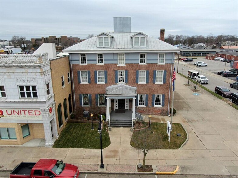 More Photos Of 505 Main St, Vincennes Office Residential For Sale