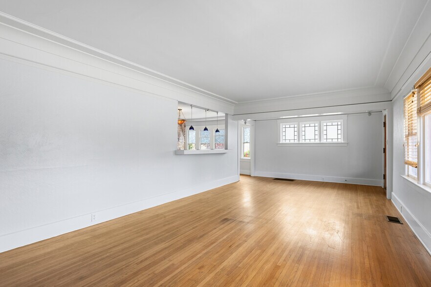 More Photos Of 642 Torrance St, San Diego Apartments For Sale