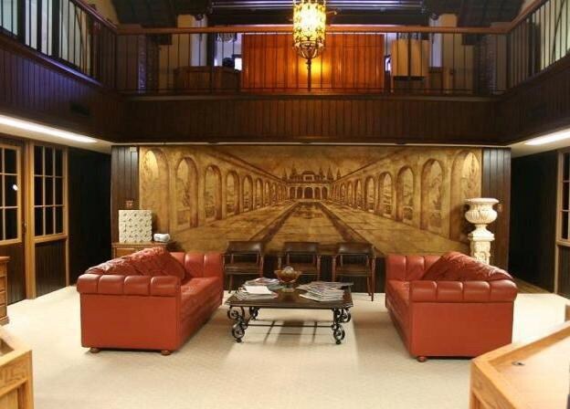 More Photos Of 2472 Lake Ave, Altadena Coworking Space