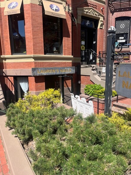 More Photos Of 249 Newbury St, Boston Storefront Retail Office For Sale
