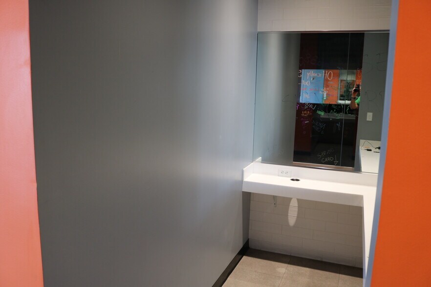 More Photos Of 682 Paul Huff Pky NW, Cleveland Storefront For Lease