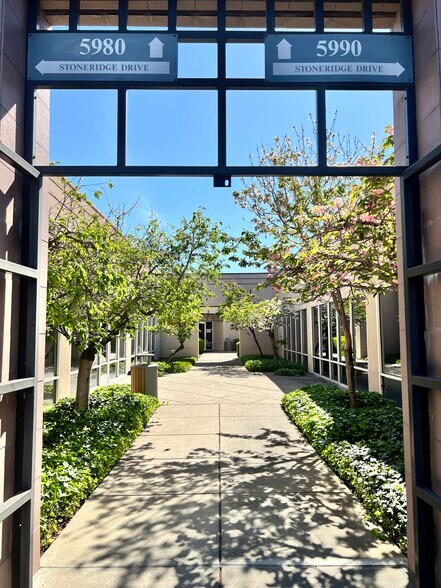 More Photos Of 5980 Stoneridge Dr, Pleasanton Unknown For Lease