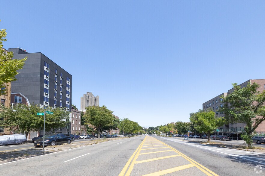 More Photos Of 3187 Grand Concourse, Bronx Apartments For Sale