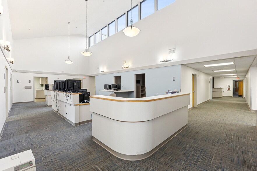 More Photos Of 1500 Continental Pl, Mount Vernon Medical For Sale