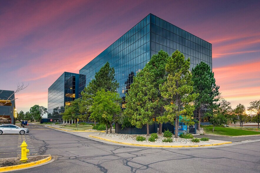 More Photos Of 3131 S vaughn Way, Aurora Unknown For Lease