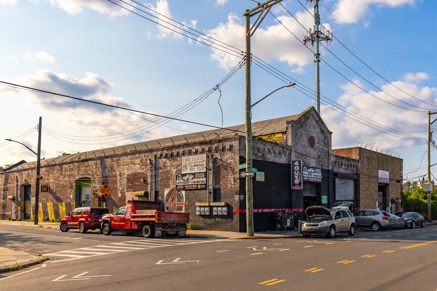 Primary Photo Of 450 Front St, Staten Island Land For Sale