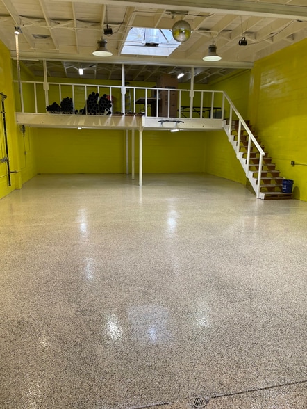 More Photos Of 1580 Folsom St, San Francisco Manufacturing For Sale