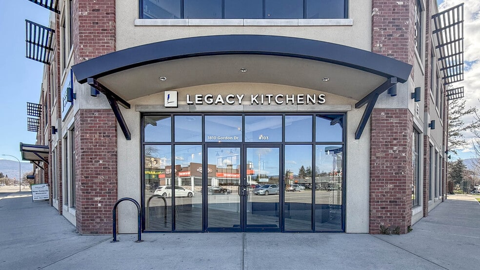 More Photos Of 1810 Gordon Dr, Kelowna Storefront For Lease