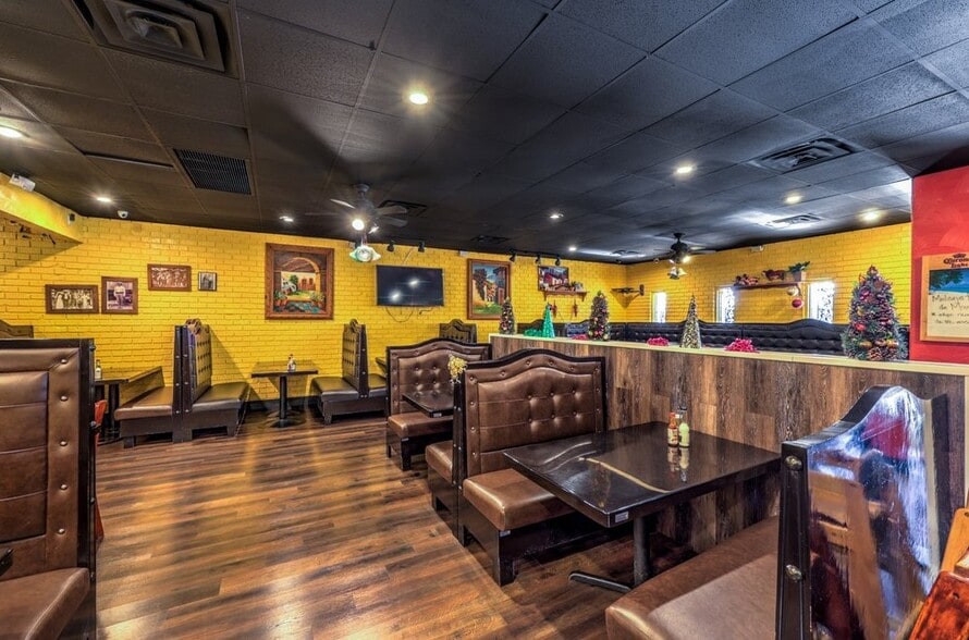 More Photos Of 1108 E Lake Mead Blvd, North Las Vegas Restaurant For Lease