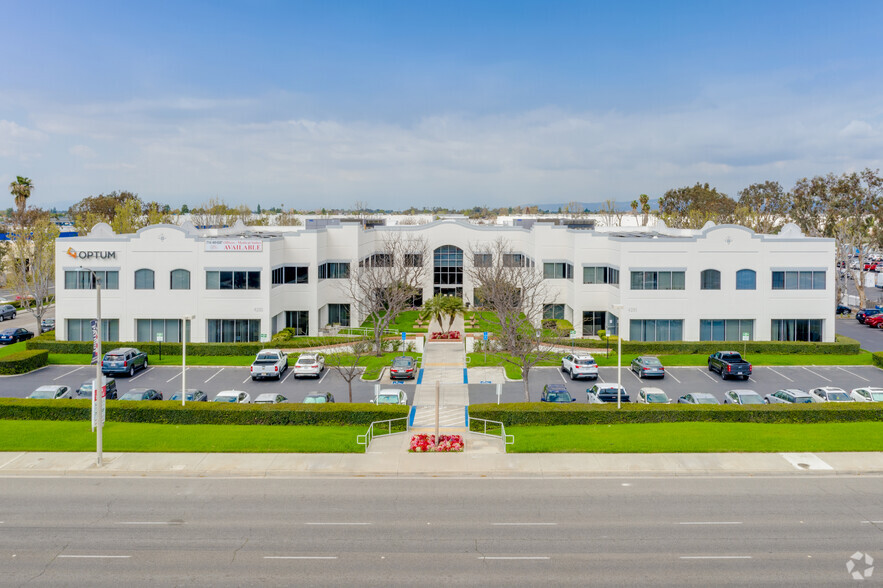 Primary Photo Of 4281 Katella Ave, Los Alamitos Medical For Lease