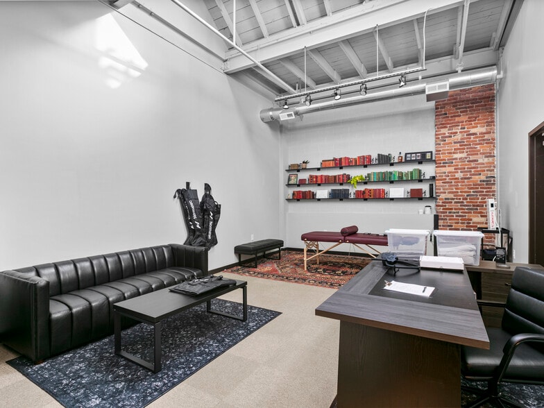 More Photos Of 19 Rankin Ave, Asheville Loft Creative Space For Sale