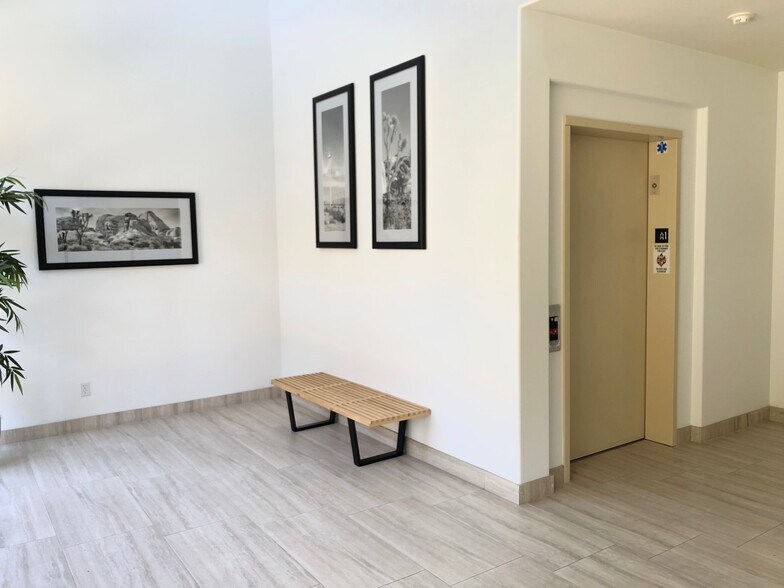 More Photos Of 73726 Alessandro Dr, Palm Desert Office For Sale