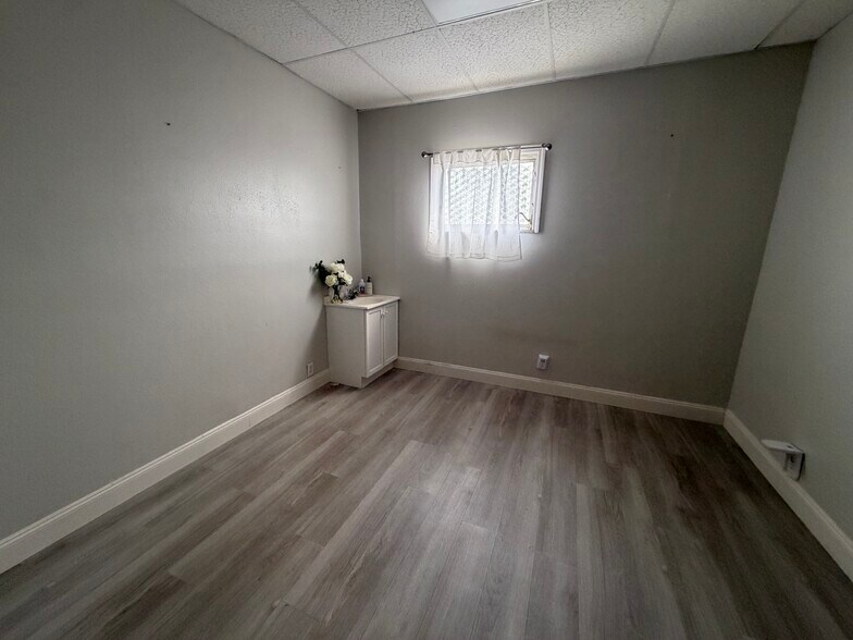 More Photos Of 3901 Henderson Blvd, Tampa Medical For Lease