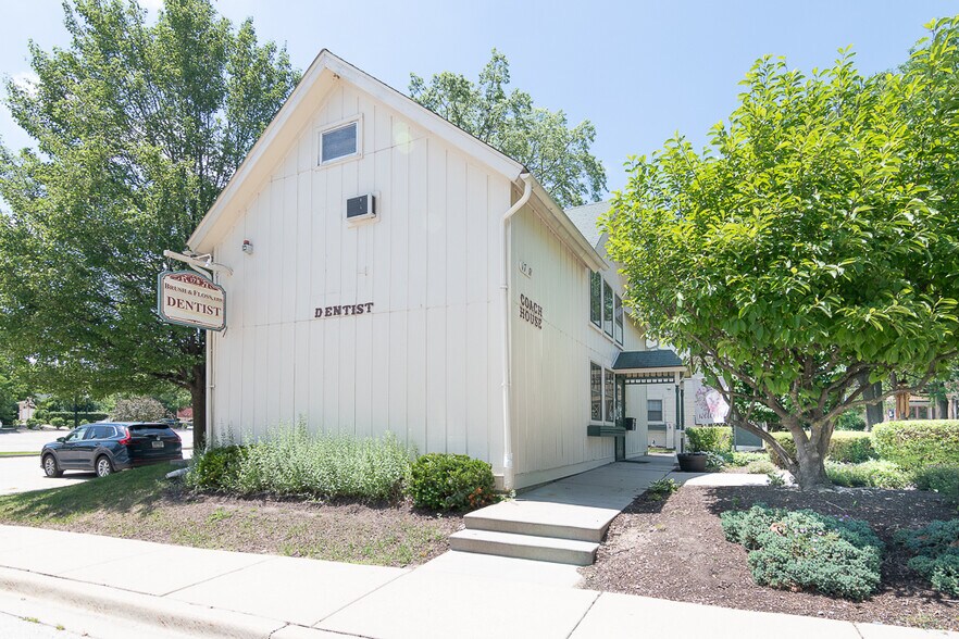 More Photos Of , Schaumburg Office For Sale