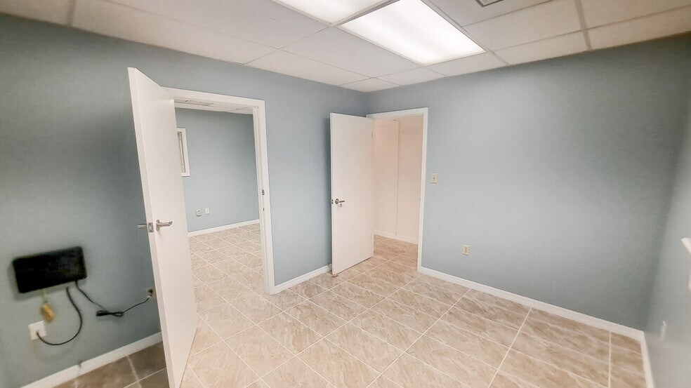 More Photos Of 502 NW 16th Ave, Gainesville Office For Lease