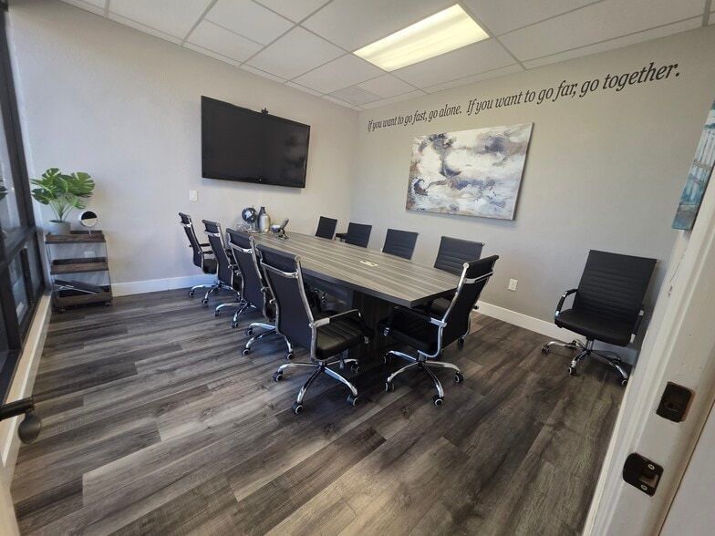 More Photos Of 5959 Mission Gorge Rd, San Diego Office For Sale