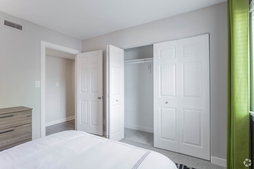 More Photos Of 6701 Carnation St, Richmond Apartments For Sale